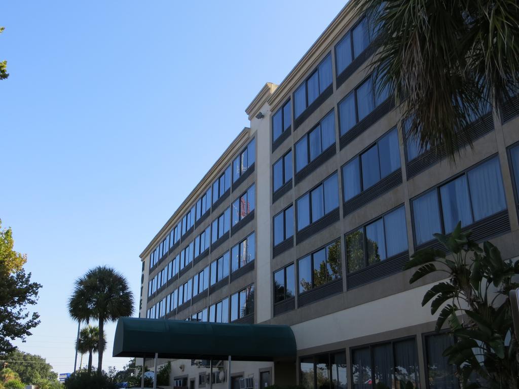 Eurotel Inn Maitland Екстериор снимка