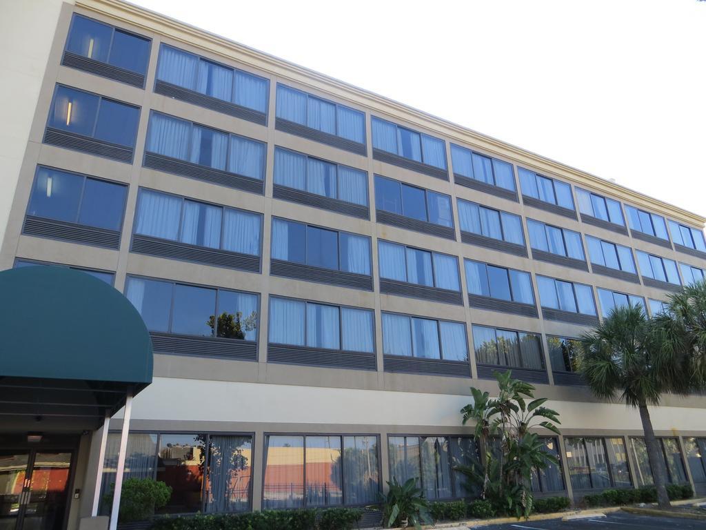 Eurotel Inn Maitland Екстериор снимка